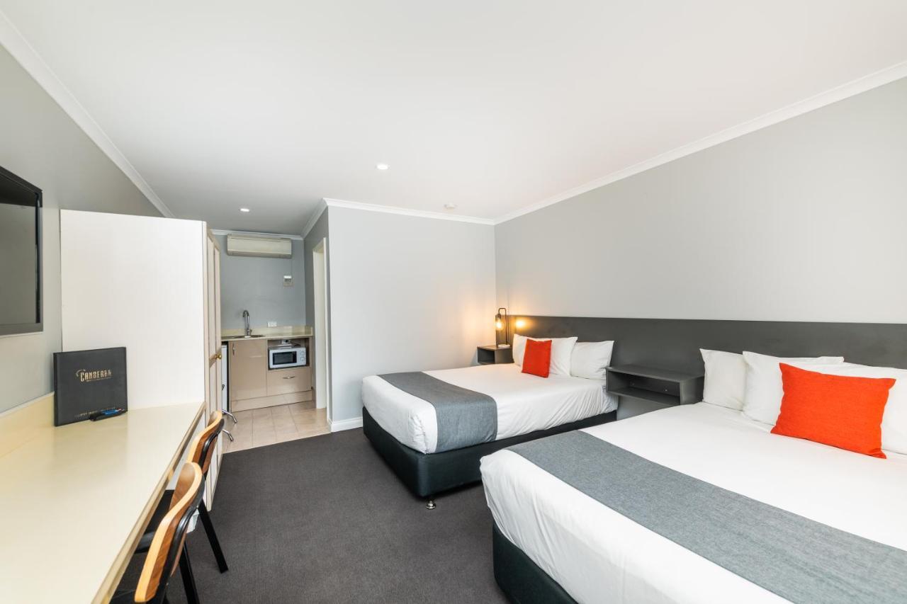 River Motel Queanbeyan Exterior photo