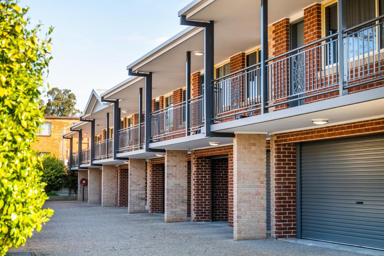 River Motel Queanbeyan Exterior photo