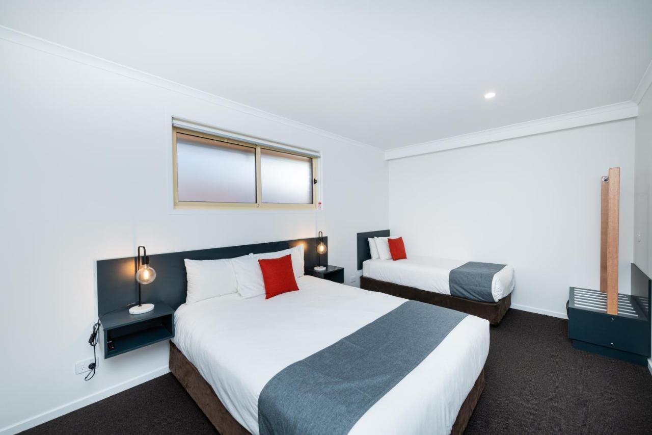 River Motel Queanbeyan Exterior photo