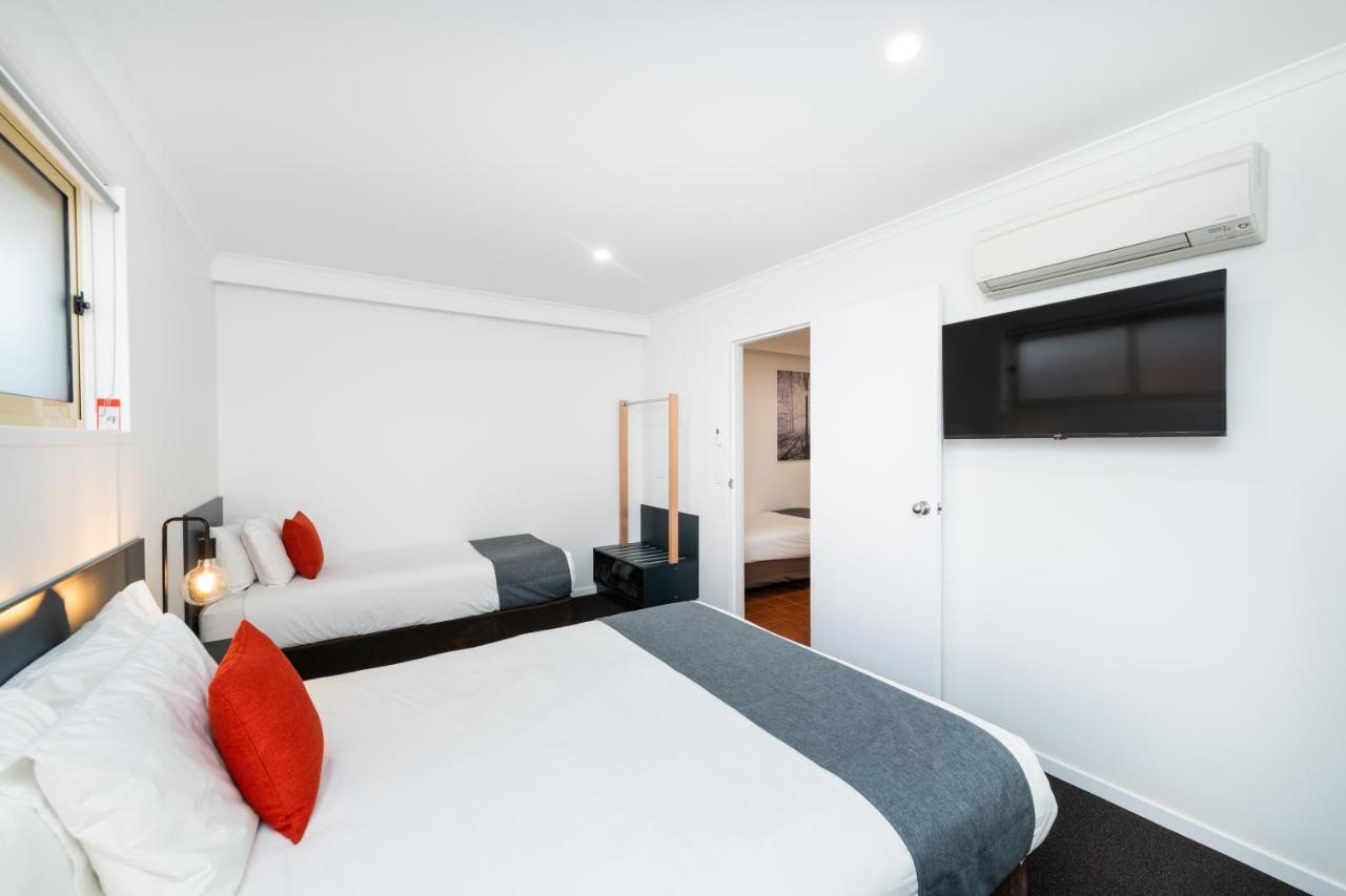 River Motel Queanbeyan Exterior photo